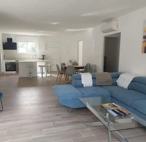 Maison Avec Piscine, A Proximite Des Plages Porto-Vecchio (Corsica)