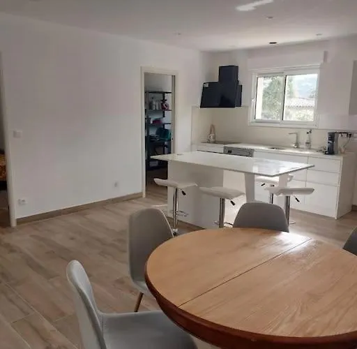 Semesterbostad Maison Avec Piscine, A Proximite Des Plages